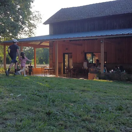 Eco-camping Le Bois De Cussac مكان تخييم *